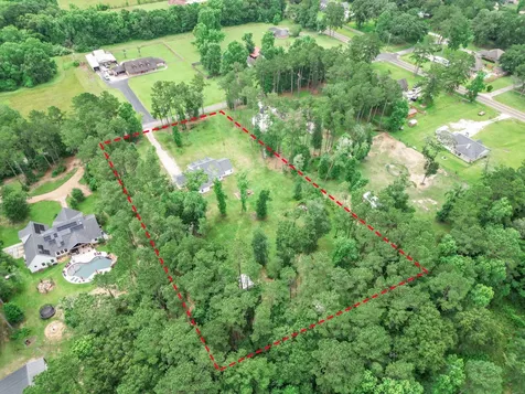 65 County Road 2266 Cleveland TX 77327
