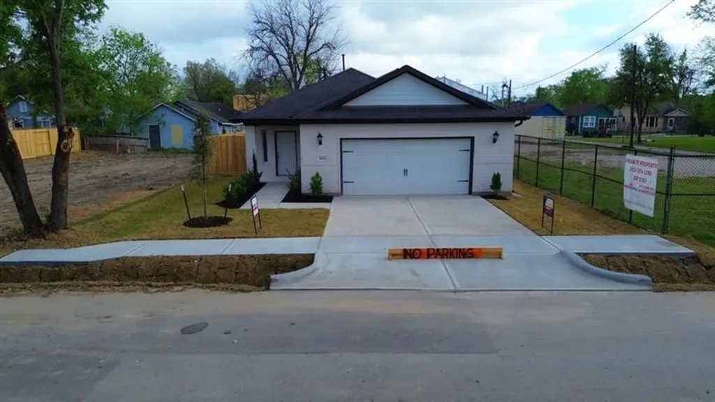 3325 Beulah Street Houston TX 77004