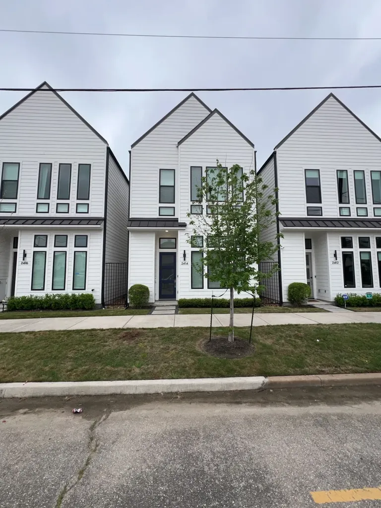 2414 Gray Street Houston TX 77003