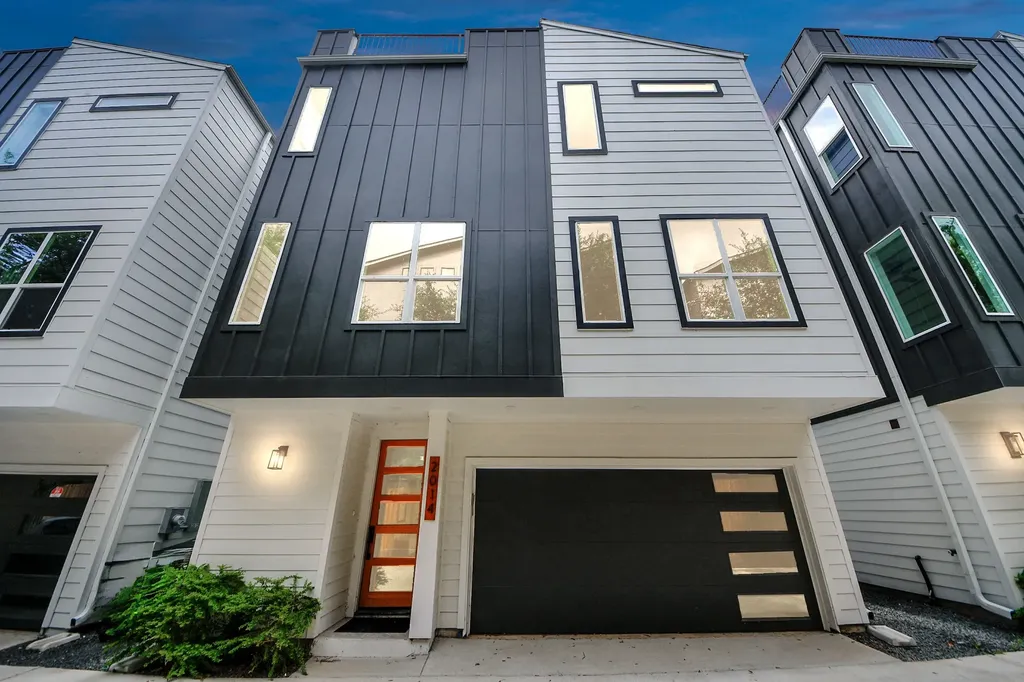 2014 Blodgett Street Houston TX 77004