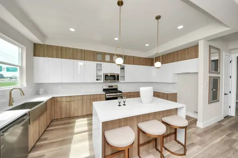2014 Blodgett Street Houston TX 77004