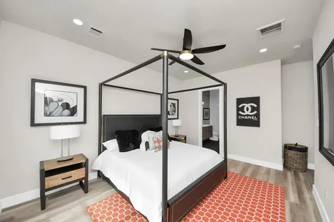 2014 Blodgett Street Houston TX 77004