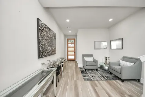2014 Blodgett Street Houston TX 77004