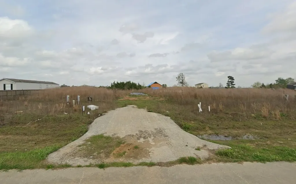 1257 Road 5727 Cleveland TX 77327