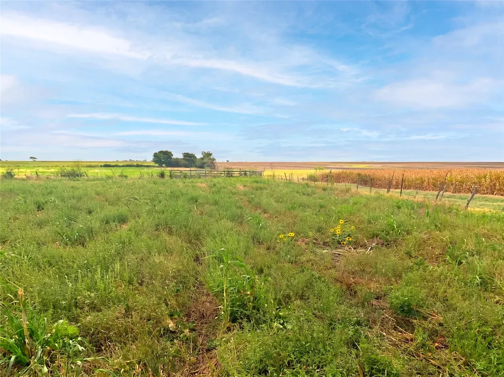 3000 County Road 352 Bartlett TX 76511