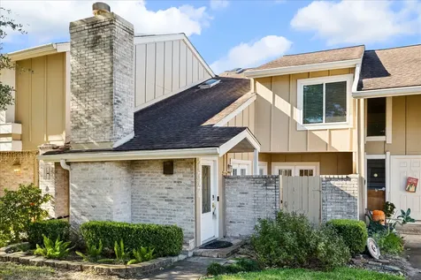 11521 Village Place Drive 154 Houston TX 77077