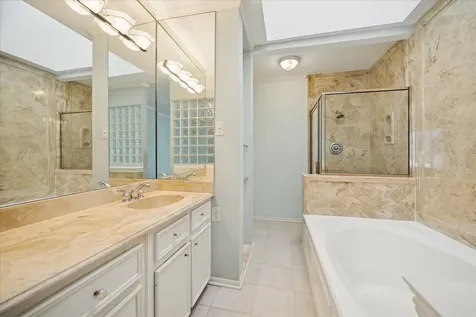 11521 Village Place Drive 154 Houston TX 77077