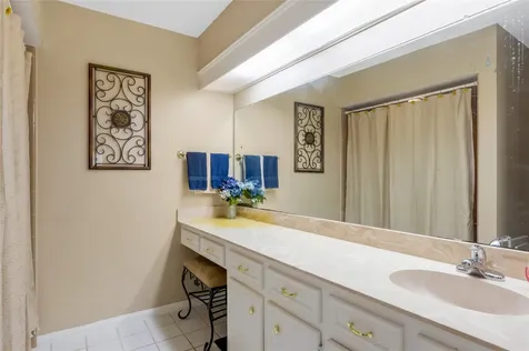 15610 Winmoss Court Houston TX 77068