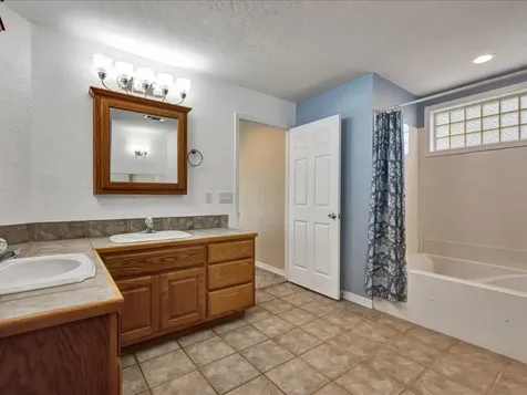 262 Creekwood Drive Huntington TX 75949