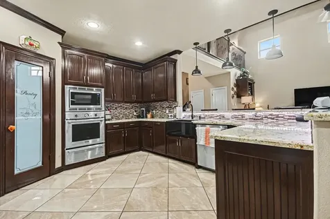 8500 Anastasia Avenue Beaumont TX 77705