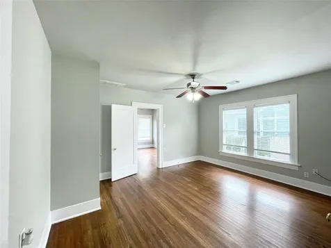 4009 Oak Ridge Street Houston TX 77009