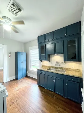 4009 Oak Ridge Street Houston TX 77009
