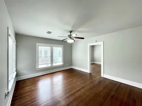 4009 Oak Ridge Street Houston TX 77009