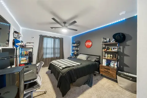 4002 Longwood Drive Mont Belvieu TX 77523