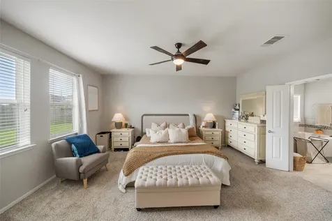 4002 Longwood Drive Mont Belvieu TX 77523