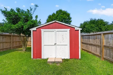 1834 Kessler Park Court Houston TX 77047