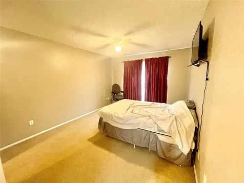 1516 Bay Area Boulevard A8 Houston TX 77058