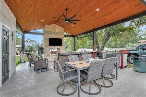 10677 Fm 2432 Road Conroe TX 77303
