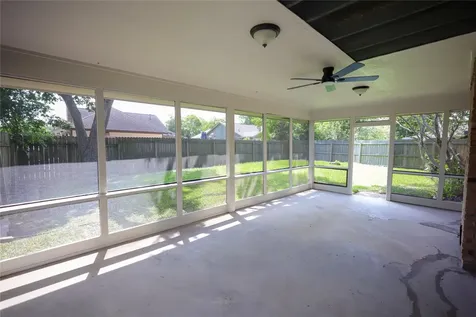 51 Sweetgum Court Lake Jackson TX 77566