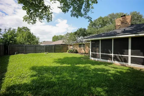 51 Sweetgum Court Lake Jackson TX 77566