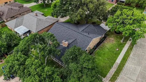 51 Sweetgum Court Lake Jackson TX 77566