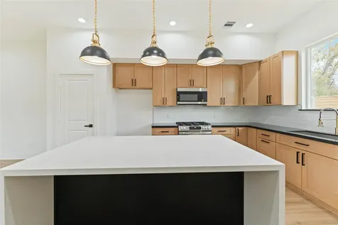 8044 Sunbury Street A Houston TX 77028