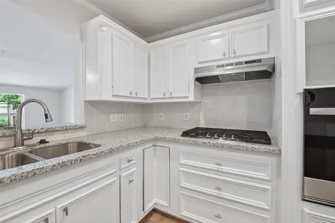 3 20th Avenue N Texas City TX 77590