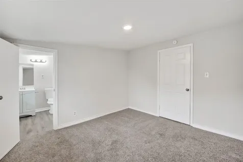 3 20th Avenue N Texas City TX 77590