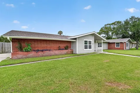 3 20th Avenue N Texas City TX 77590