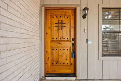 1719 Alta Vista Drive Alvin TX 77511