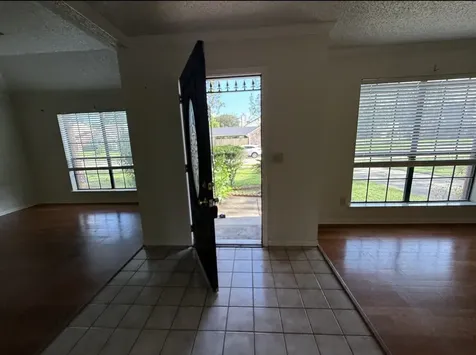 15118 Stoneyview Drive Houston TX 77083