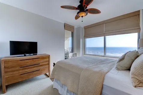 801 E Beach Drive Bc0908 Galveston TX 77550