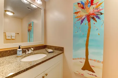 801 E Beach Drive Bc0908 Galveston TX 77550