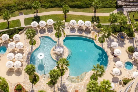 801 E Beach Drive Bc0908 Galveston TX 77550