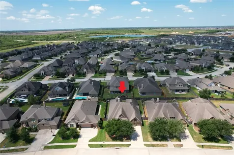730 Cumberland Ridge Lane League City TX 77573