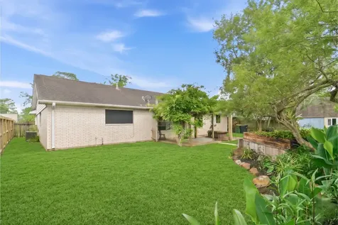 5007 W Plum Street Pearland TX 77581