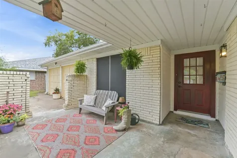 5007 W Plum Street Pearland TX 77581