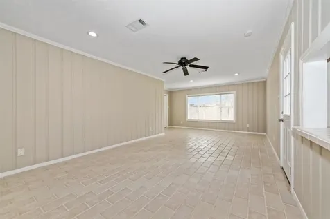 1011 W 41st Street Houston TX 77018