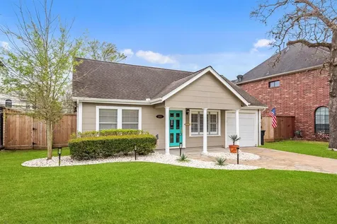 1011 W 41st Street Houston TX 77018