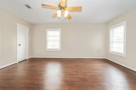 1011 W 41st Street Houston TX 77018