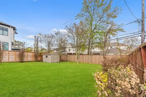 1011 W 41st Street Houston TX 77018