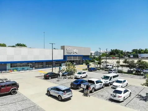 1011 W 41st Street Houston TX 77018