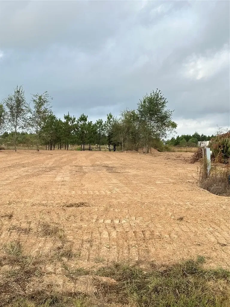 1195 Road 5705 Cleveland TX 77327