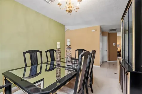 13134 Woodtrek Lane Houston TX 77015