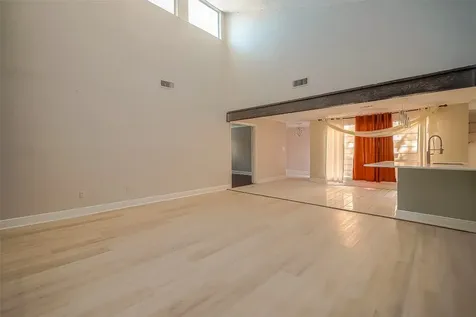 6363 Ivyknoll Drive Houston TX 77035