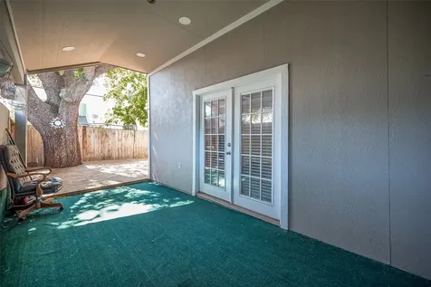 6363 Ivyknoll Drive Houston TX 77035