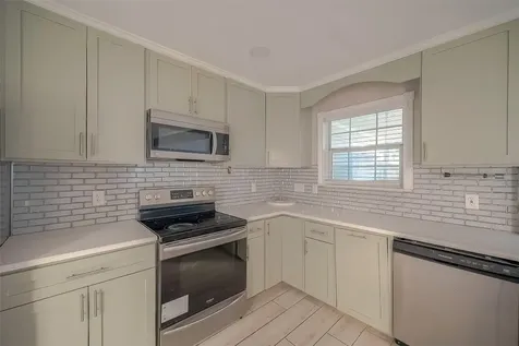 6363 Ivyknoll Drive Houston TX 77035