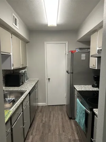 12615 Brookglade Circle 5 Houston TX 77099