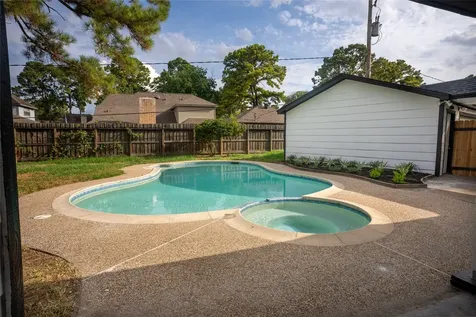 5119 Green Springs Drive Houston TX 77066