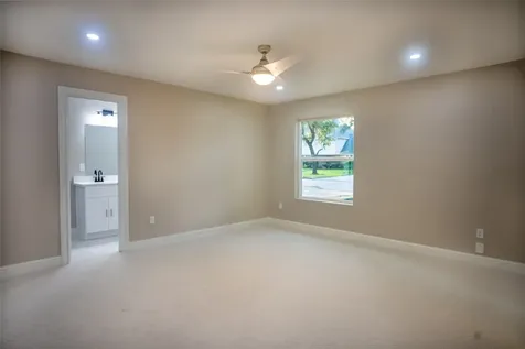 5119 Green Springs Drive Houston TX 77066